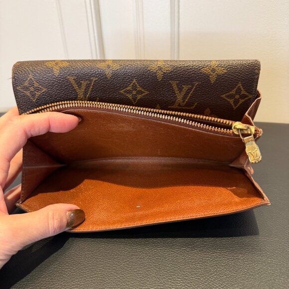 Authentic Louis Vuitton Portefeuil Sara Bi-fold Long Mono Wallet COA incl. - Picture 8 of 10
